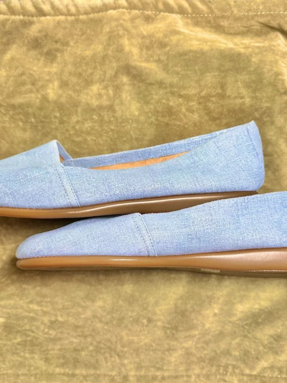 Aerosoles Stitch N Turn Mr. Softee Ballet Flats, Light Blue Leather, Size 9M